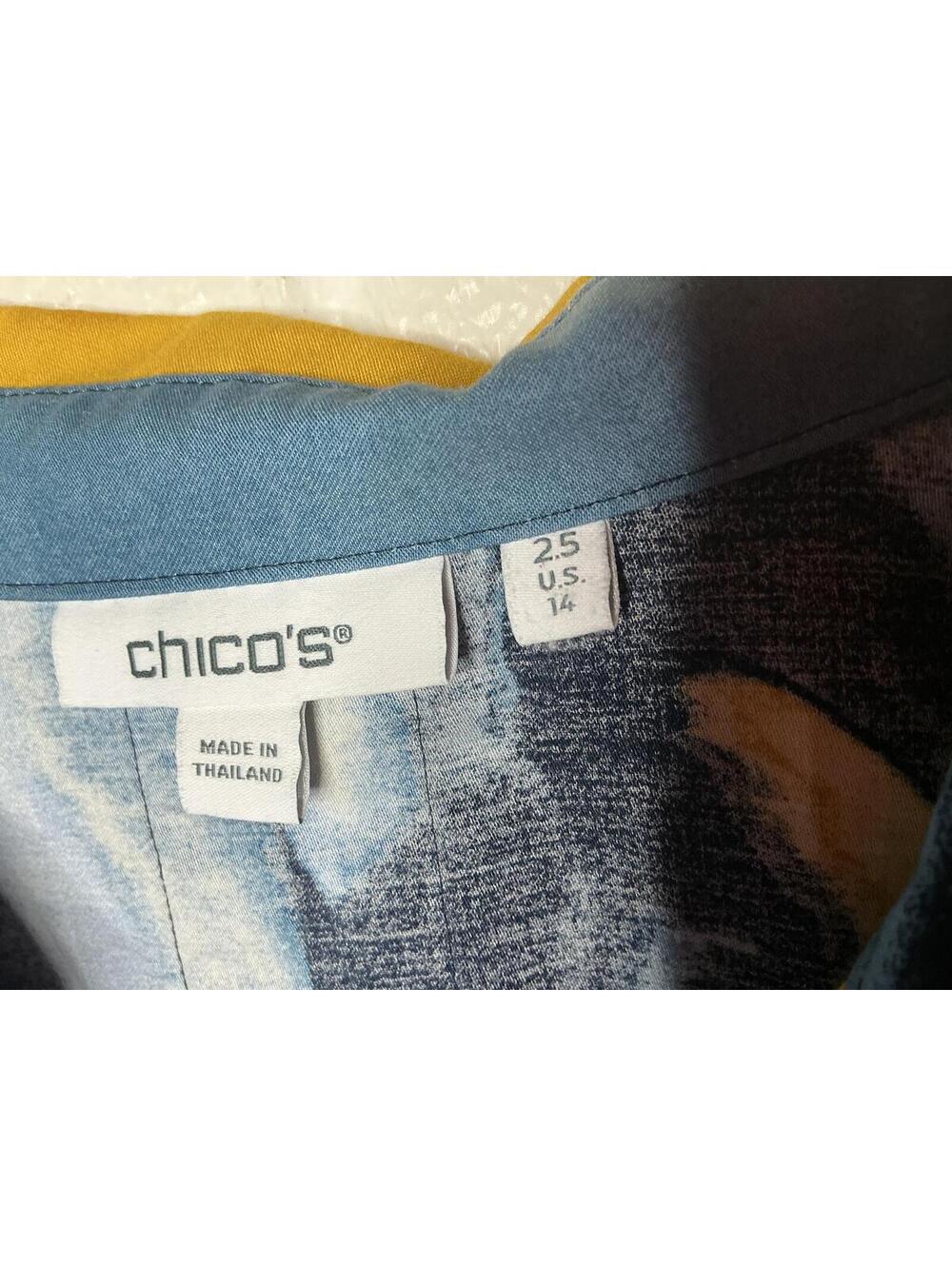 < Chico’s Blue/Yellow Marbled Pattern Long Sleeve Button Up > - Picture 2 of 4